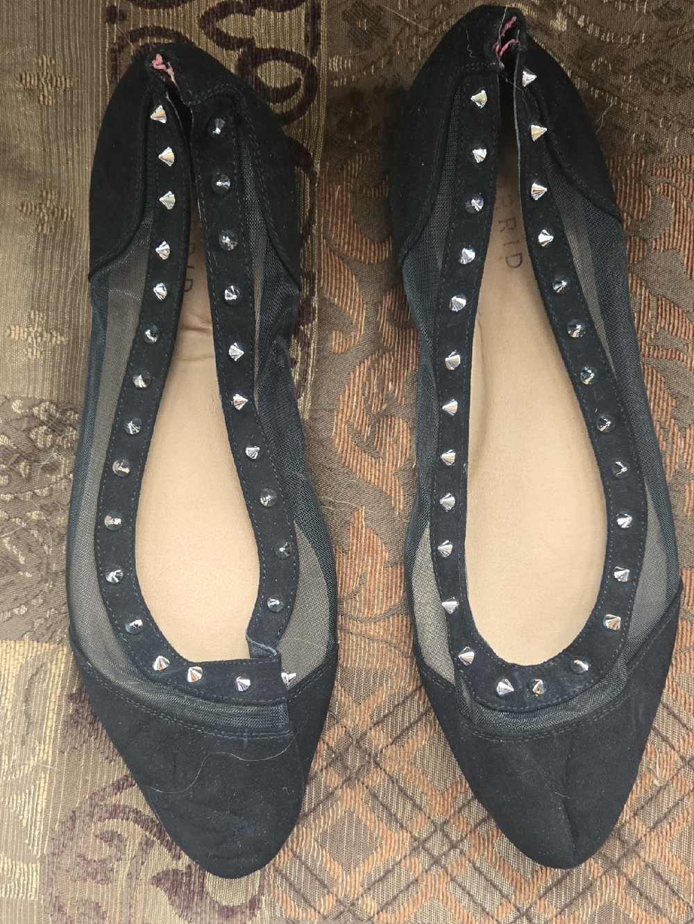 Torrid Size 9.5 Black Studded Pointed Toe Ballet Flats